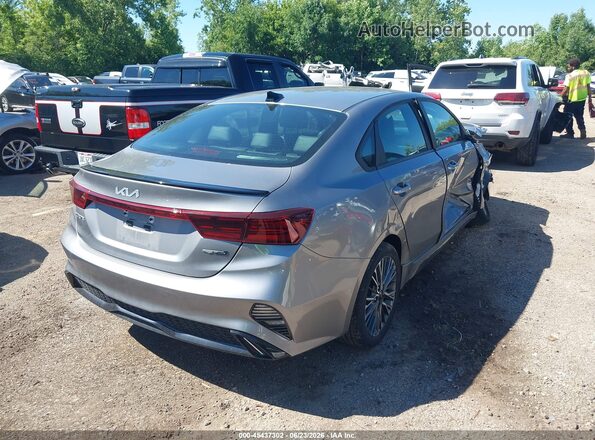 3KPF54AD0RE785175 2024 KIA FORTE Gray Tył prawy