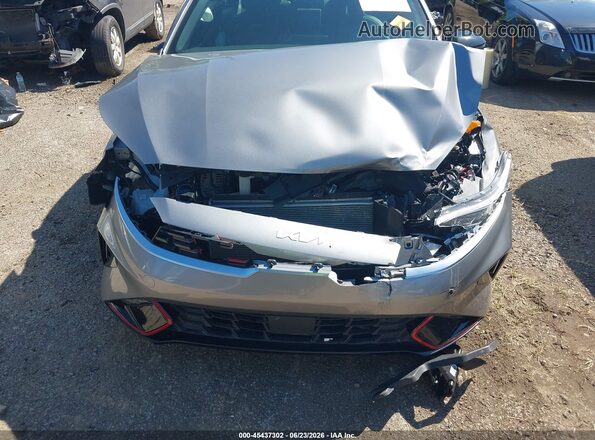 3KPF54AD0RE785175 2024 KIA FORTE Gray Widok z przodu