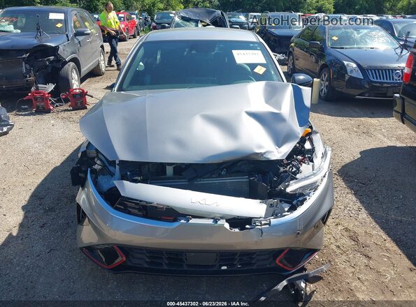 3KPF54AD0RE785175 2024 KIA FORTE Gray Widok zestawu wskaźników