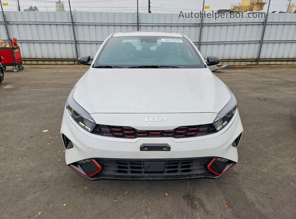 3KPF54AD0RE803481 2024 KIA FORTE Белый 