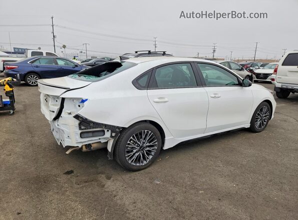 3KPF54AD0RE803481 2024 KIA FORTE Белый 