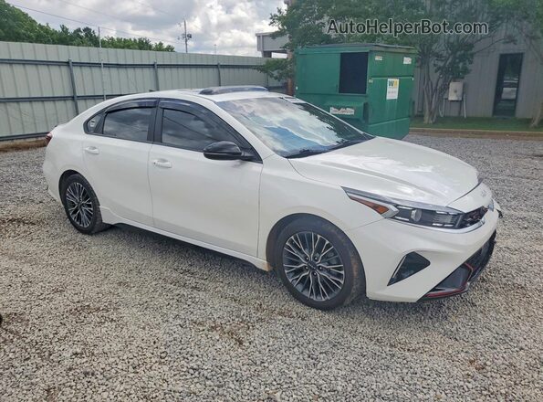 3KPF54AD1PE682585 2023 KIA FORTE White 