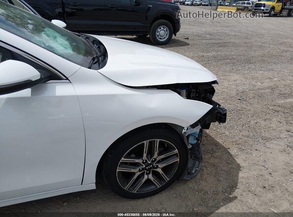 3KPF54AD2ME284006 2021 KIA FORTE White Вид спереду