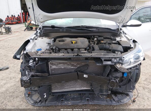 3KPF54AD2ME284006 2021 KIA FORTE White Вид ззаду
