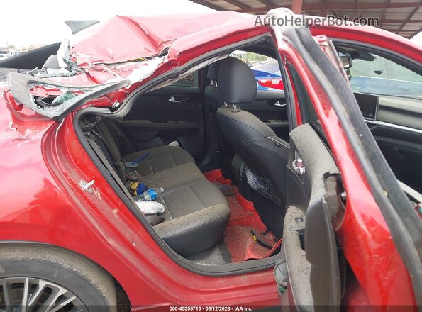 3KPF54AD2RE824140 2024 KIA FORTE Бордовый Вид наклейки с VIN-кодом