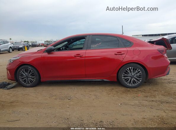 3KPF54AD2RE824140 2024 KIA FORTE Бордовый Панорамный вид салона 360°