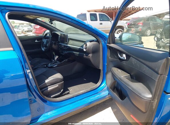 3KPF54AD3NE421892 2022 KIA FORTE Blue Front interior view
