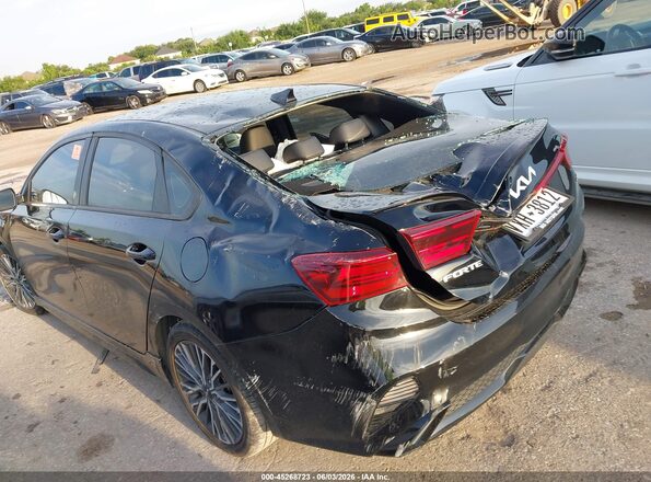 3KPF54AD3PE516925 2023 KIA FORTE Black Widok z przodu