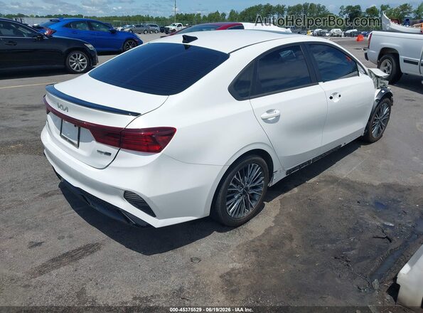 3KPF54AD3PE582844 2023 KIA FORTE White Հետևի աջ
