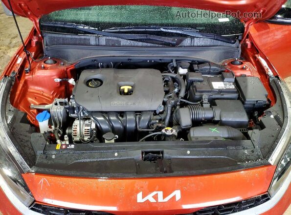 3KPF54AD3PE596114 2023 KIA FORTE Orange Սալոնի հետևի տեսք