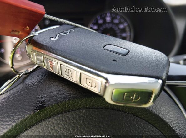 3KPF54AD3PE635008 2023 KIA FORTE White Widok deski rozdzielczej