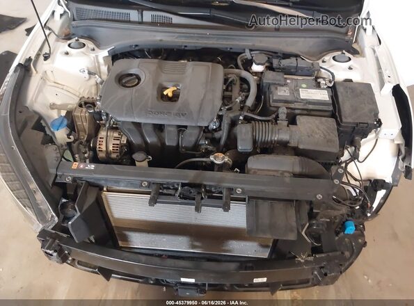 3KPF54AD3RE754986 2024 KIA FORTE White Вид ззаду