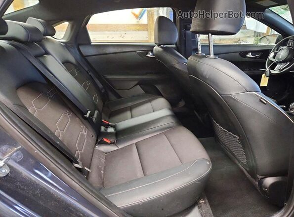 3KPF54AD4PE664954 2023 KIA FORTE Charcoal Rear seats view