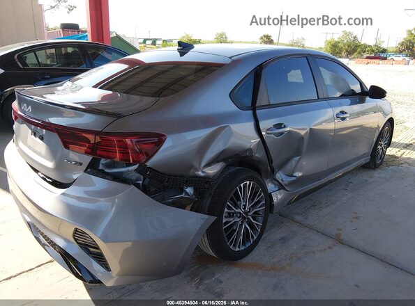 3KPF54AD4RE776771 2024 KIA FORTE Gray Front view