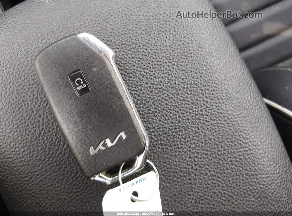 3KPF54AD4RE832286 2024 KIA FORTE Black წინა პანელის ხედი