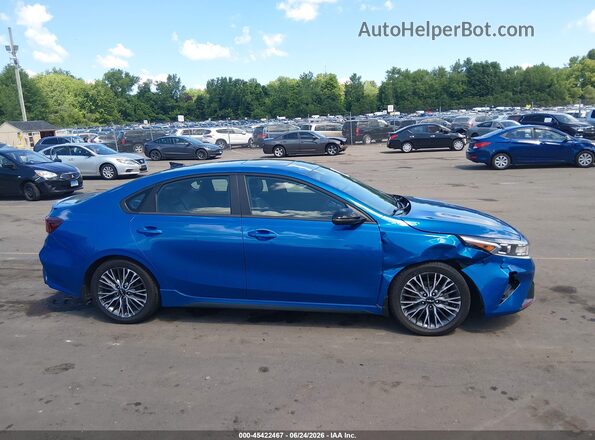 3KPF54AD5NE425944 2022 KIA FORTE Blue Widok wnętrza z tyłu