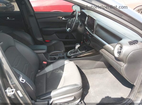 3KPF54AD5NE440587 2022 KIA FORTE Gray 