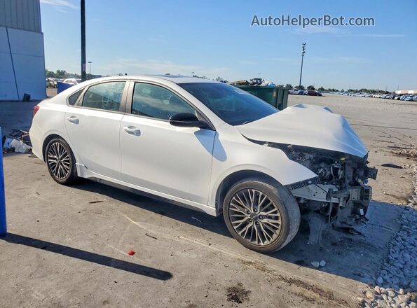 3KPF54AD5PE562045 2023 KIA FORTE White 
