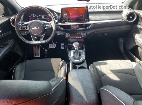 3KPF54AD5PE657270 2023 KIA FORTE Gray 