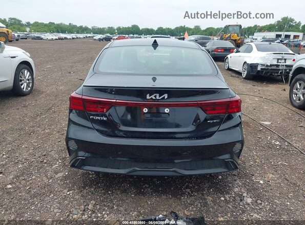 3KPF54AD5RE740247 2024 KIA FORTE Black 