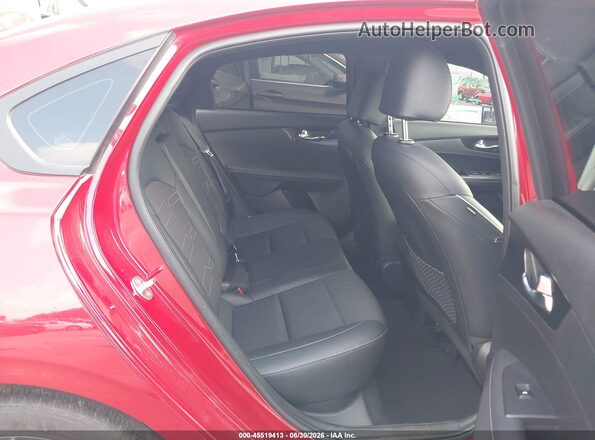 3KPF54AD6RE767702 2024 KIA FORTE Red Widok naklejki z numerem VIN
