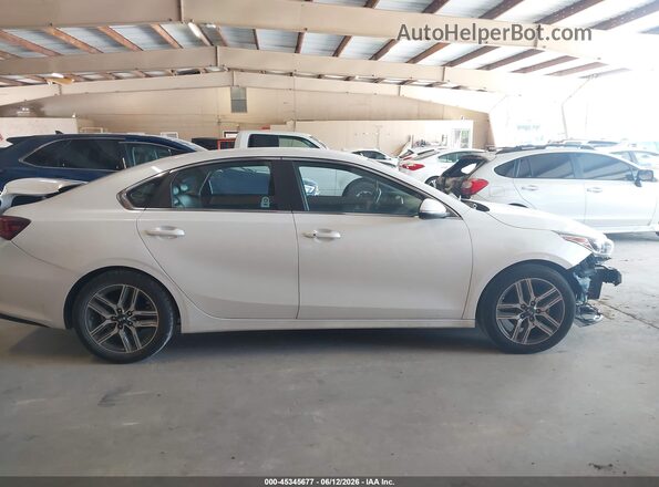 3KPF54AD7LE224981 2020 KIA FORTE White Սալոնի 360 աստիճան տեսք