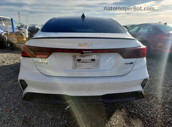 3KPF54AD7NE455673 2022 KIA FORTE White 