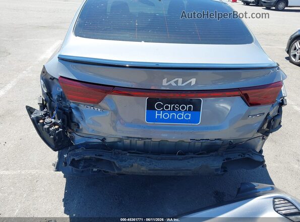 3KPF54AD7NE481545 2022 KIA FORTE Silver 