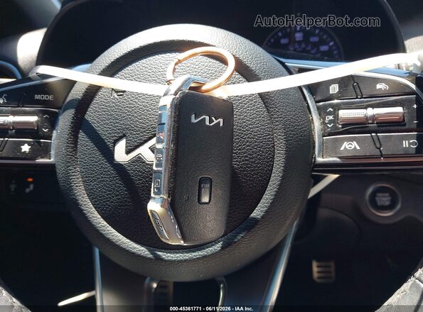 3KPF54AD7NE481545 2022 KIA FORTE Silver წინა პანელის ხედი