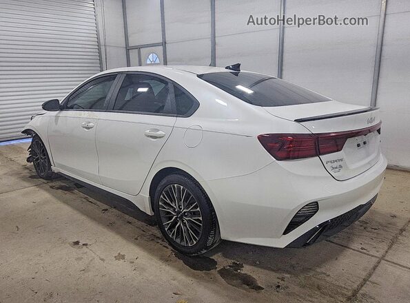 3KPF54AD7PE522324 2023 KIA FORTE White 