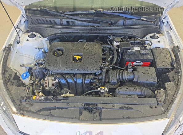 3KPF54AD7PE522324 2023 KIA FORTE White 