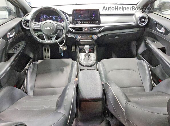 3KPF54AD7PE522324 2023 KIA FORTE White 