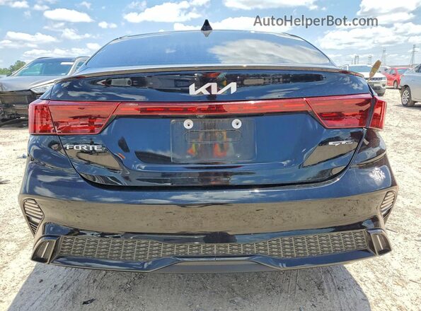 3KPF54AD7RE710778 2024 KIA FORTE Черный Вид сзади