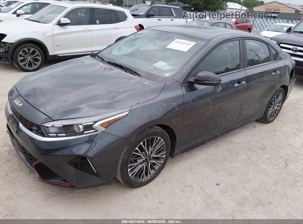 3KPF54AD7RE833030 2024 KIA FORTE Gray Առջևի ձախ երեք քառորդ տեսարան