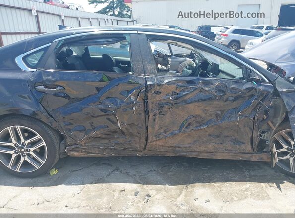 3KPF54AD8ME337694 2021 KIA FORTE Black Front view