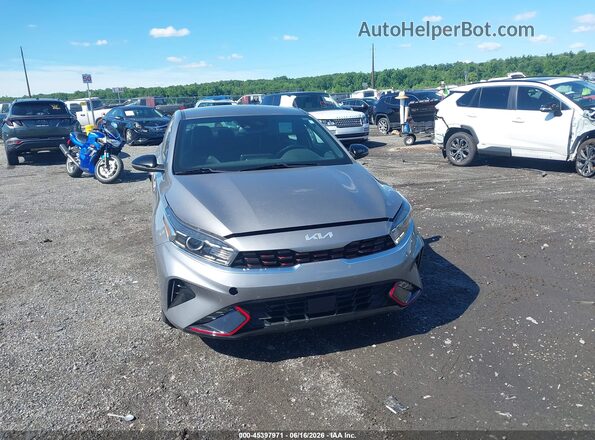 3KPF54AD8NE447095 2022 KIA FORTE Gray Widok zestawu wskaźników