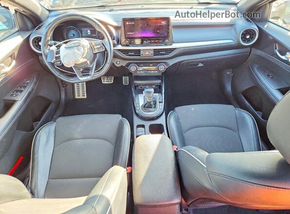 3KPF54AD8NE498046 2022 KIA FORTE Gray 