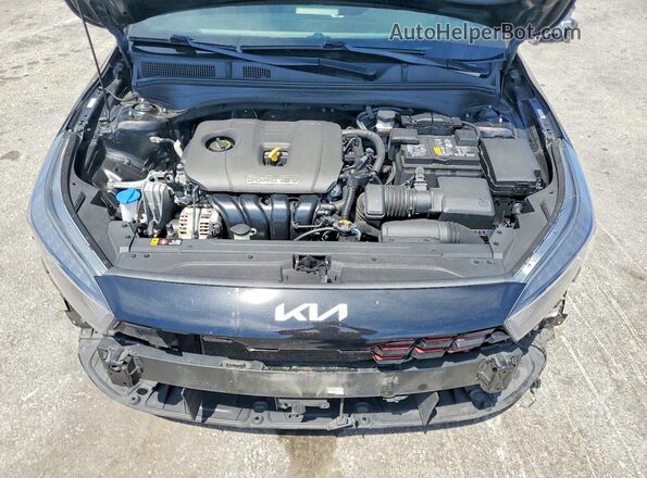 3KPF54AD8PE553288 2023 KIA FORTE Black 