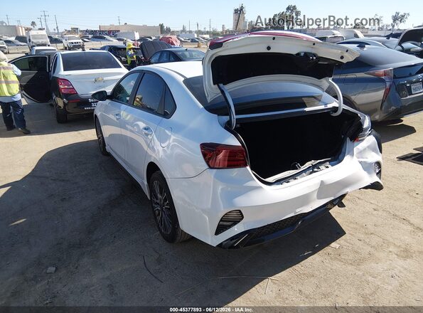 3KPF54AD8PE610685 2023 KIA FORTE White უკანა მარცხენა