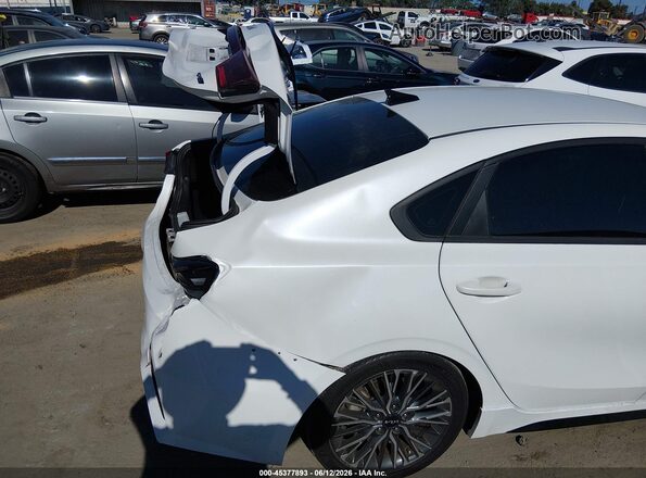 3KPF54AD8PE610685 2023 KIA FORTE White წინა ხედი