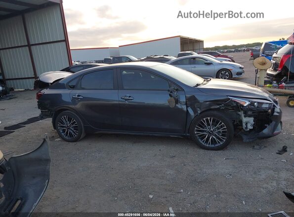 3KPF54AD8RE715052 2024 KIA FORTE Gray Widok zestawu wskaźników