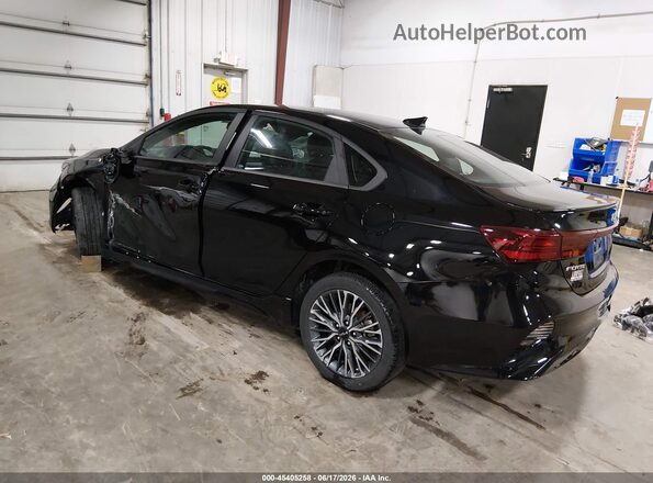3KPF54AD8RE821307 2024 KIA FORTE Black Tył lewy