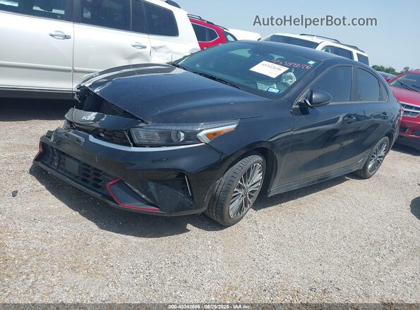 3KPF54AD9RE796109 2024 KIA FORTE Black Przód lewy