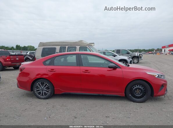 3KPF54AD9RE806427 2024 KIA FORTE Red Widok zestawu wskaźników