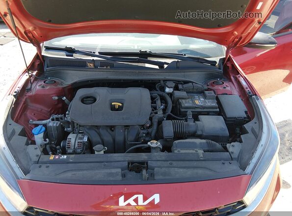 3KPF54AD9RE807383 2024 KIA FORTE Red Հետևի տեսք