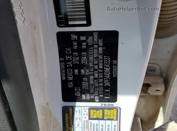 3KPF54ADXME415537 2021 KIA FORTE White Widok komory silnika