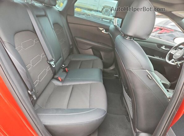 3KPF54ADXNE438690 2022 KIA FORTE Orange Вид задніх сидінь