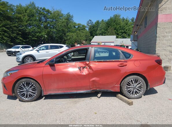 3KPF54ADXPE533902 2023 KIA FORTE Red Դիմացի տեսք