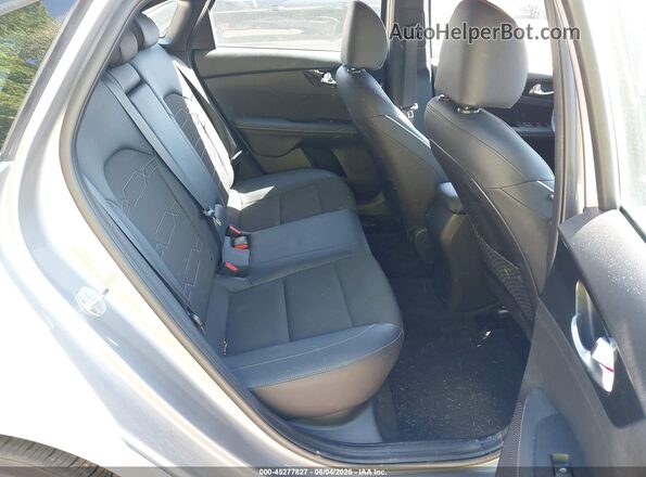3KPF54ADXPE542339 2023 KIA FORTE Gray VIN კოდის სტიკერის ხედი