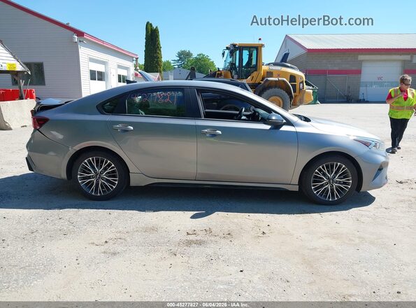3KPF54ADXPE542339 2023 KIA FORTE Gray უკანა სალონის ხედი